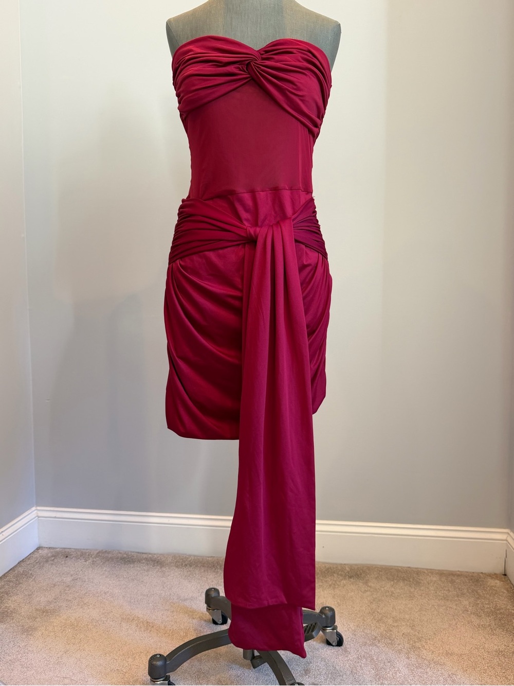 Strapless Body Con Mini Dress in Wine Burgandy Size L
